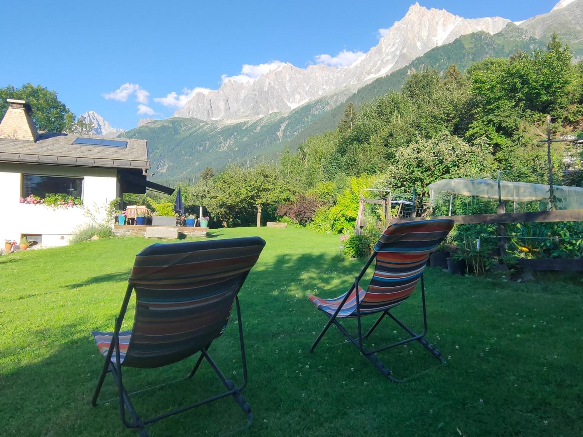 Beau Studio Dans La Vallee De Chamonix Les Trabets Exterior foto